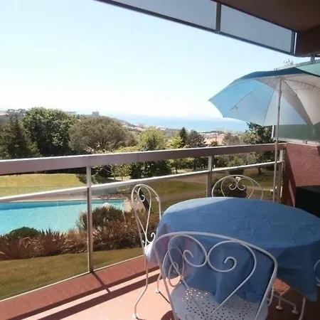 アパート Pioche : Vue De Reve Avec Terrasse Et Piscine