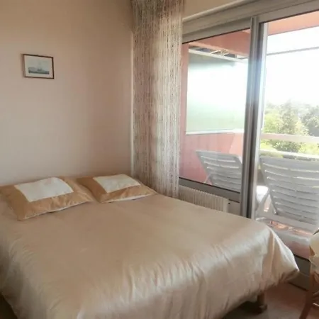 アパート Pioche : Vue De Reve Avec Terrasse Et Piscine *